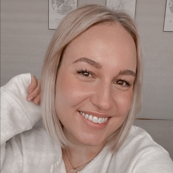 Meet your Posher, Emma - Picture 1 of 1